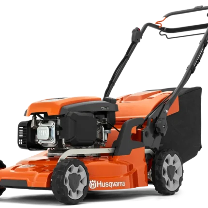 Seitenansicht eines Husqvarna Rasenmähers mit sichtbarem Motor und Grasfangsack.