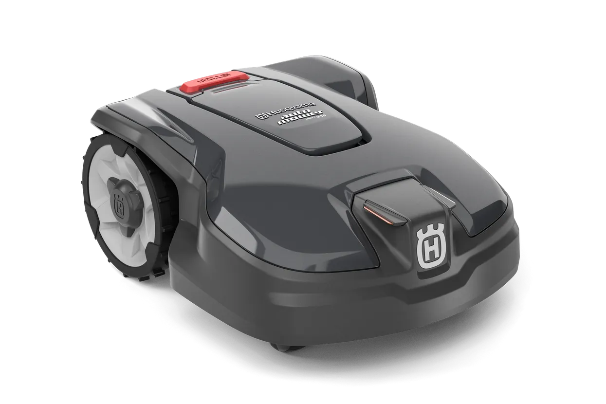 aq-146778.webp Seitenansicht eines Husqvarna Mähroboters.