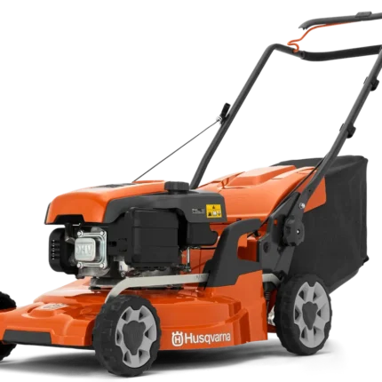 Seitenansicht eines Husqvarna Rasenmähers mit Grasfangsack.