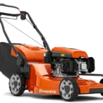 Seitenansicht eines Husqvarna Rasenmähers mit Grasfangsack.