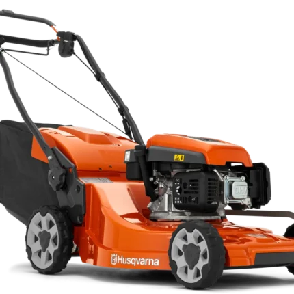 Seitenansicht eines Husqvarna Rasenmähers mit Grasfangsack.