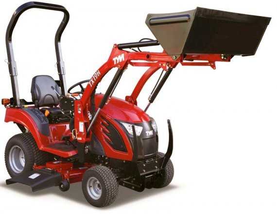 Tym_T194_mit_Rasenbereifung_Frontlader_und_202 Tym Allrad-Kompakttraktor T194 mit Rasenbereifung, Frontlader und 137 cm Zwischenachsmähwerk – Bild 1